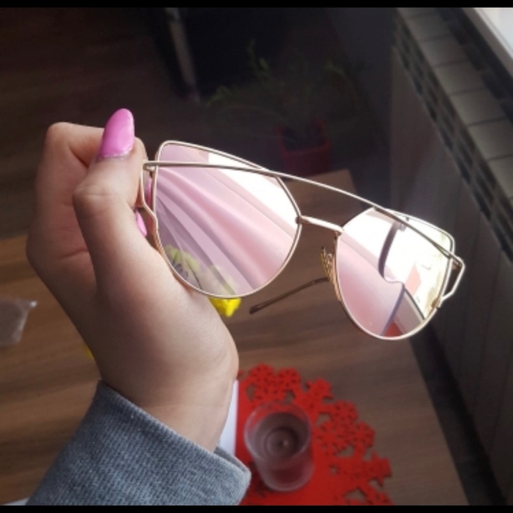 💙 Pink sunnies - Picture 4 of 7